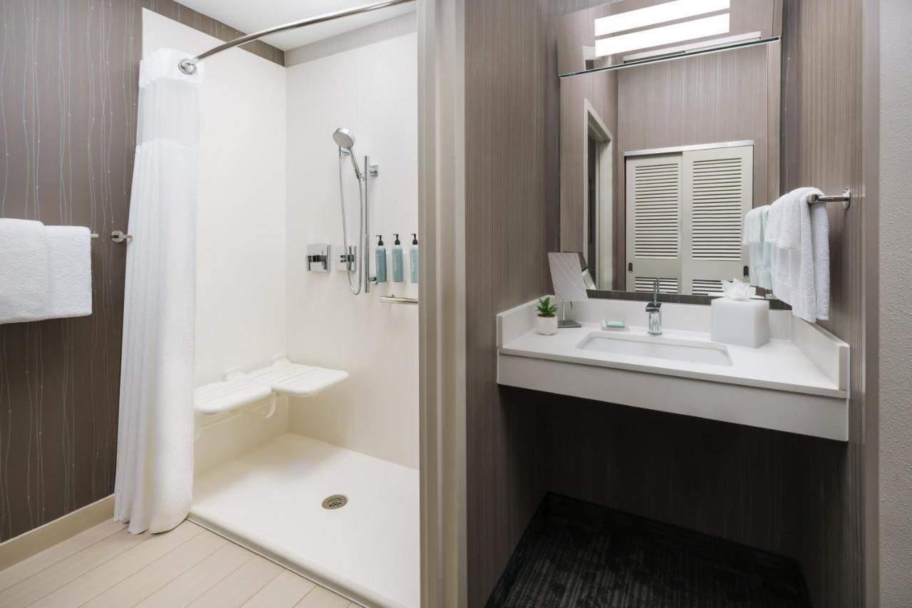 Courtyard By Marriott Dallas Lewisville Exteriör bild