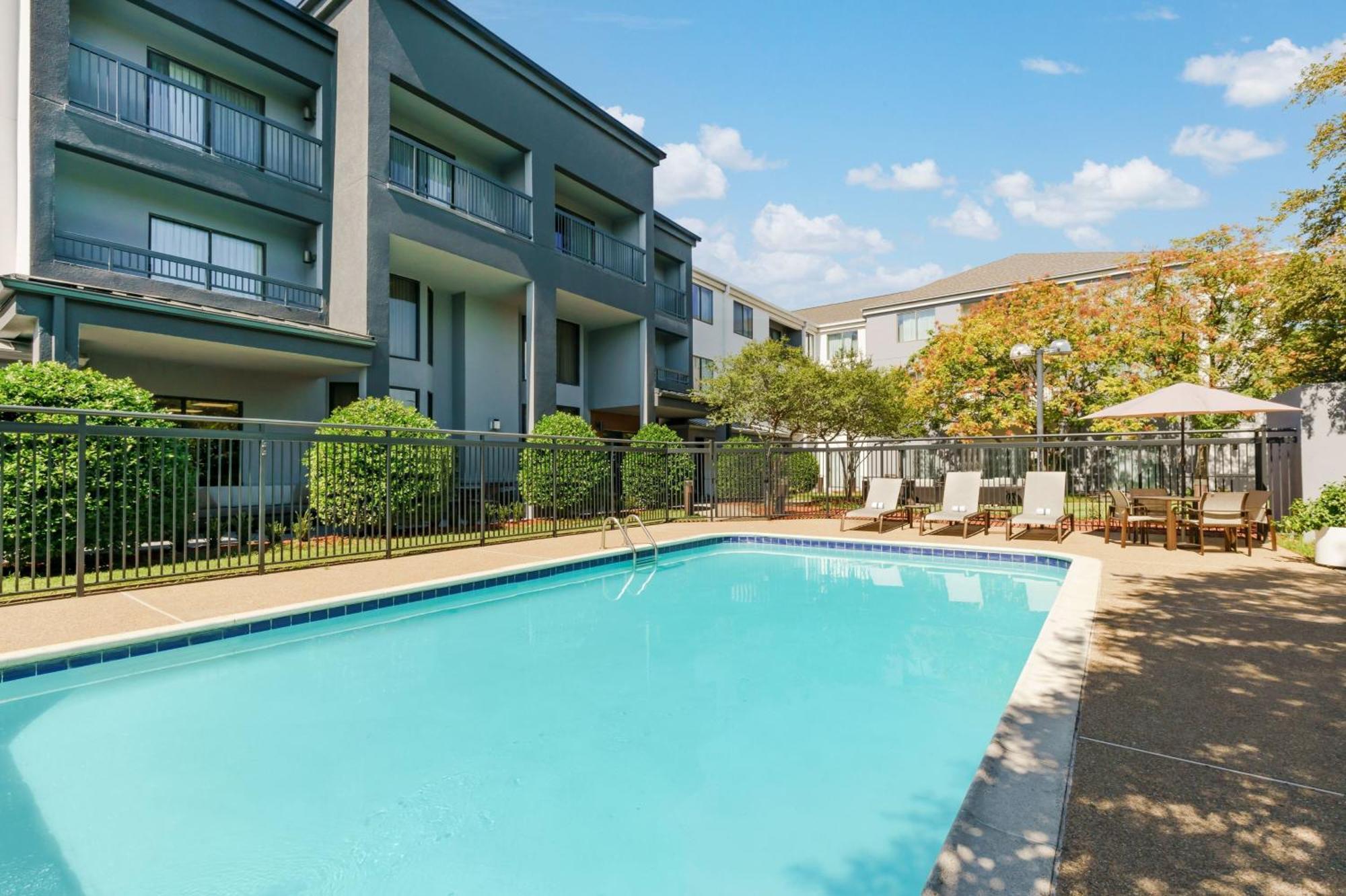 Courtyard By Marriott Dallas Lewisville Exteriör bild