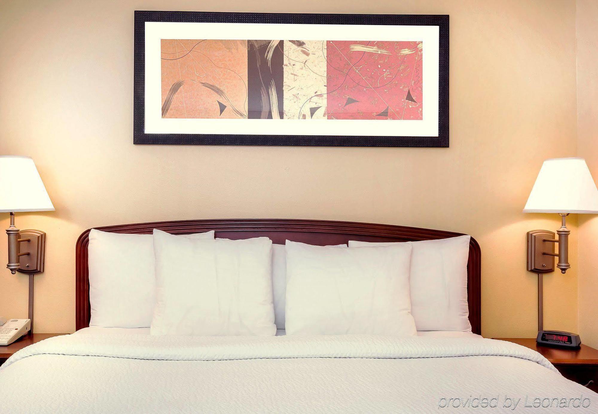 Courtyard By Marriott Dallas Lewisville Exteriör bild